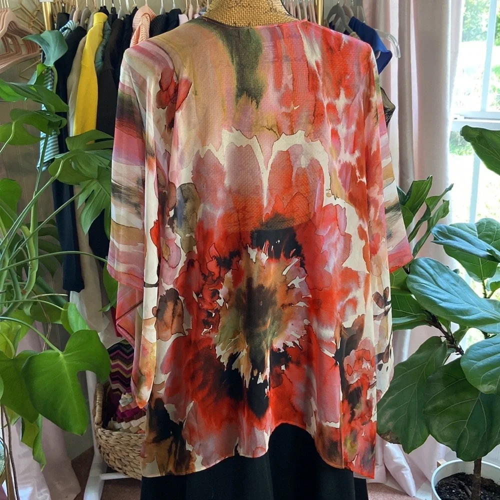 Maggie Barnes Floral Kimono Shawl Poncho Top Sz 0X 14/16 - Picture 5 of 6